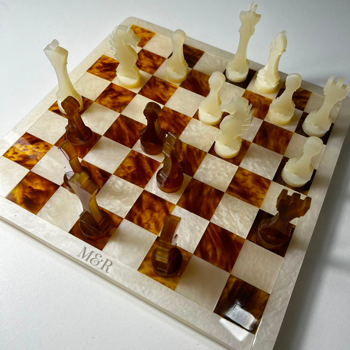 Foto real secundária do jogo de xadrez completo