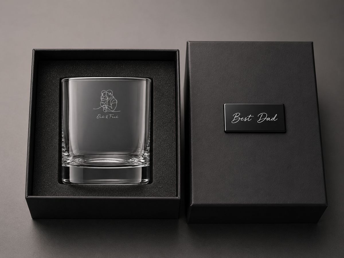 Copo de Whisky na caixa de presente