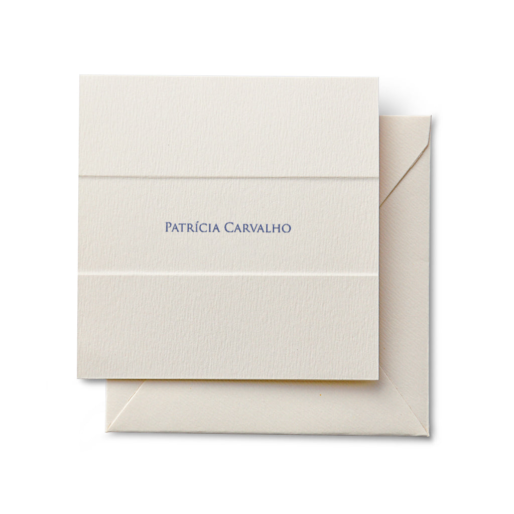 Cartão social personalizado com impressão em relevo francês e envelope