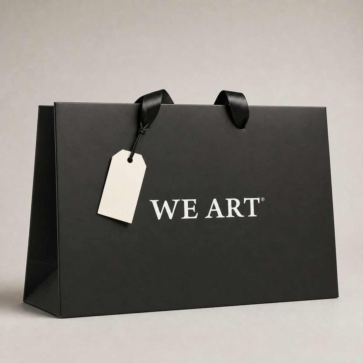 Sacola de presente premium We Art, preta com fita e tag